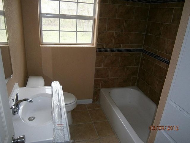 225 Nanlee Street, La Marque, TX 77568