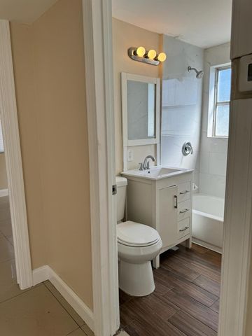 3734 Avenue S, Riviera Beach, FL 33404