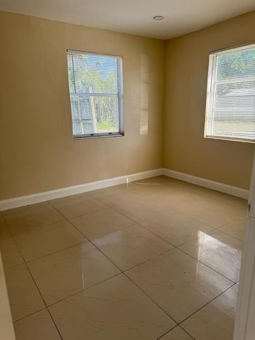 3734 Avenue S, Riviera Beach, FL 33404