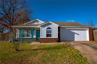2418 Pine Lake Avenue, Springdale, AR 72764