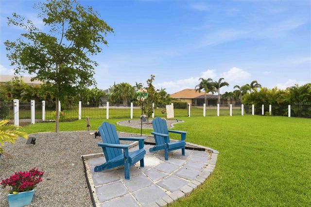 216 ROTONDA BOULEVARD E, Rotonda West, FL 33947