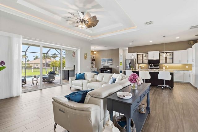 216 ROTONDA BOULEVARD E, Rotonda West, FL 33947