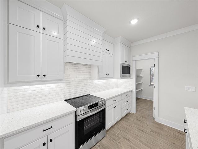 4 Winchelsea Lane, Bella Vista, AR 72714