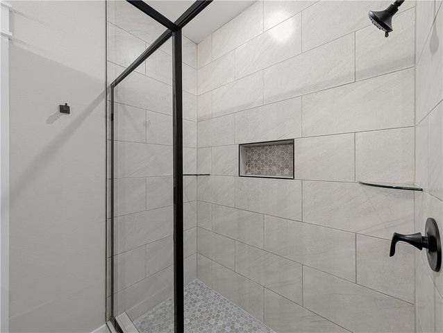 4 Winchelsea Lane, Bella Vista, AR 72714