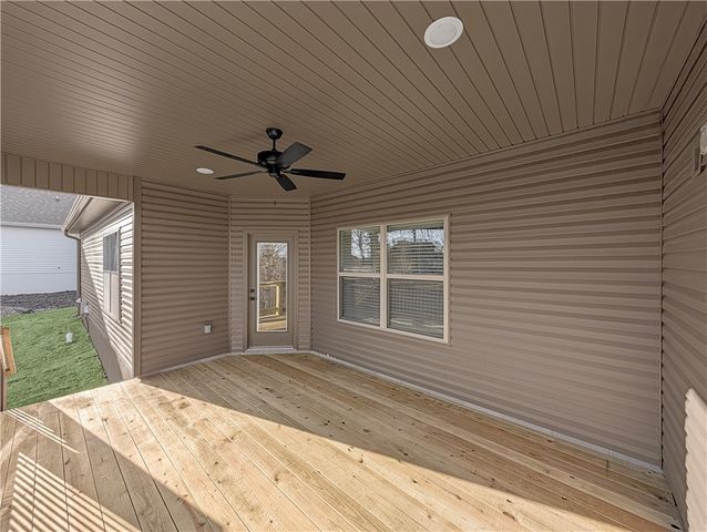 4 Winchelsea Lane, Bella Vista, AR 72714