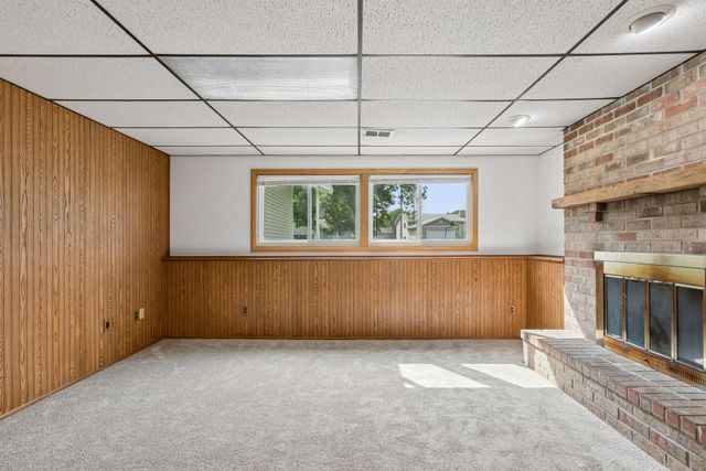 11843 Marigold Street NW, Coon Rapids, MN 55433