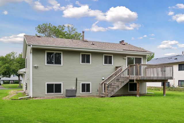 11843 Marigold Street NW, Coon Rapids, MN 55433