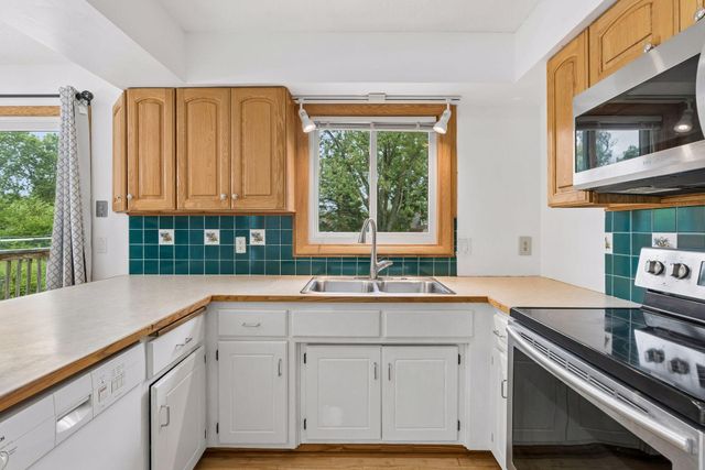 11843 Marigold Street NW, Coon Rapids, MN 55433