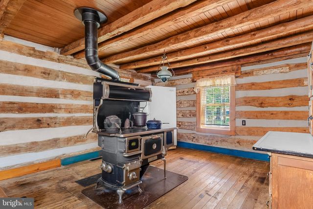19265 CHARLES TOWN RD, Harpers Ferry, WV 25425