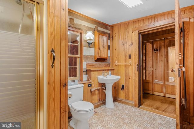 19265 CHARLES TOWN RD, Harpers Ferry, WV 25425
