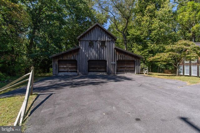 19265 CHARLES TOWN RD, Harpers Ferry, WV 25425
