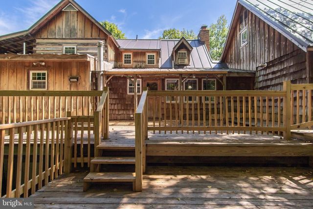 19265 CHARLES TOWN RD, Harpers Ferry, WV 25425