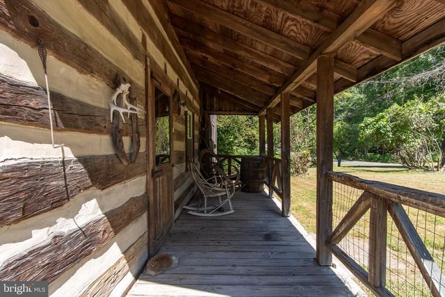 19265 CHARLES TOWN RD, Harpers Ferry, WV 25425