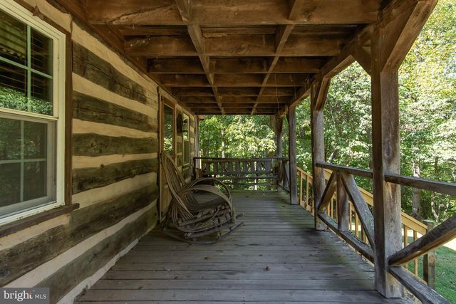 19265 CHARLES TOWN RD, Harpers Ferry, WV 25425