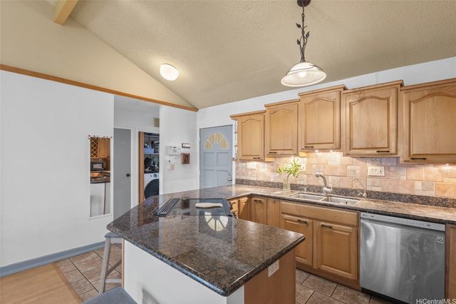 92-1203 Makamai Place, Kapolei, HI 96707