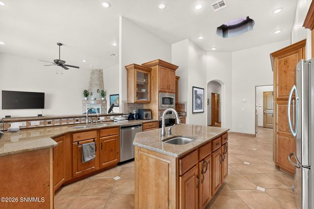 4378 Nambe Arc, Las Cruces, NM 88011