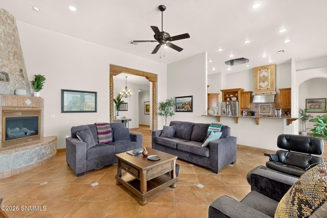 4378 Nambe Arc, Las Cruces, NM 88011