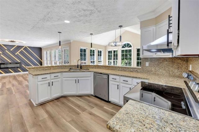 1412 Crooked Tree Circle, Stone Mountain, GA 30088
