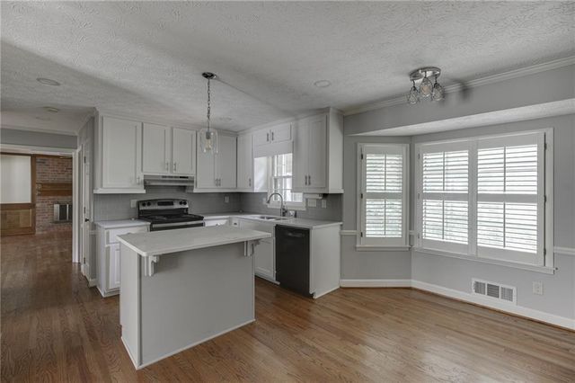 766 Chesterfield Drive, Lawrenceville, GA 30044