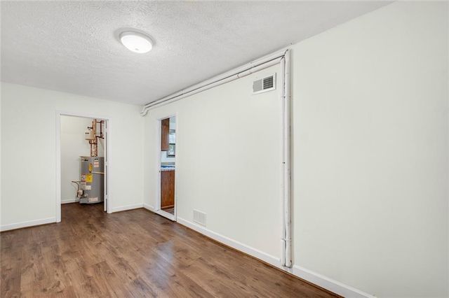 1810 River Rock Trail, Woodstock, GA 30188