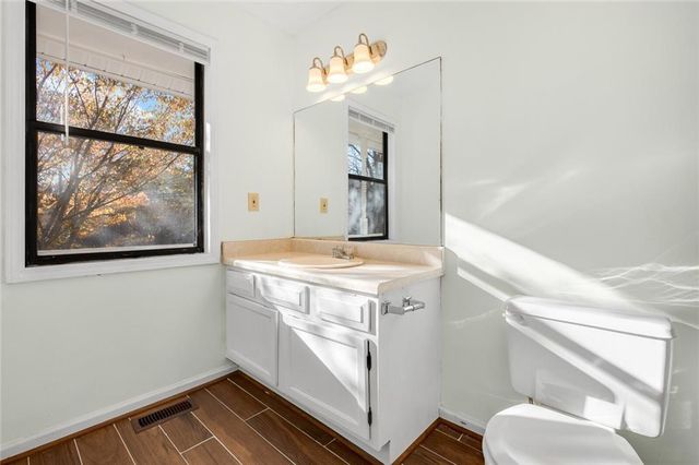 1810 River Rock Trail, Woodstock, GA 30188