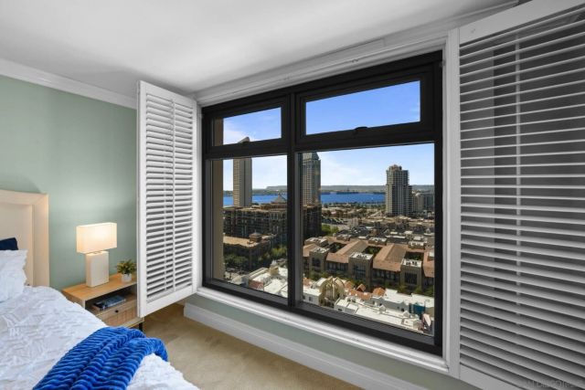 645 Front St 2002, San Diego, CA 92101