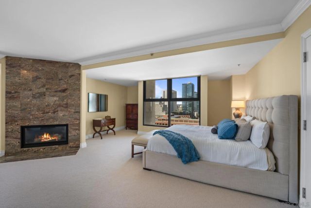 645 Front St 2002, San Diego, CA 92101