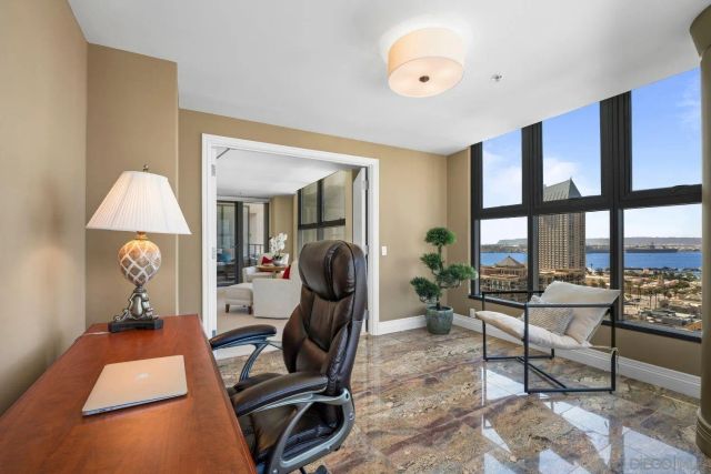 645 Front St 2002, San Diego, CA 92101