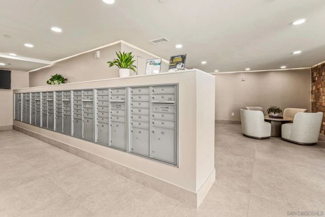 645 Front St 2002, San Diego, CA 92101