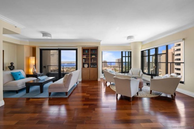 645 Front St 2002, San Diego, CA 92101