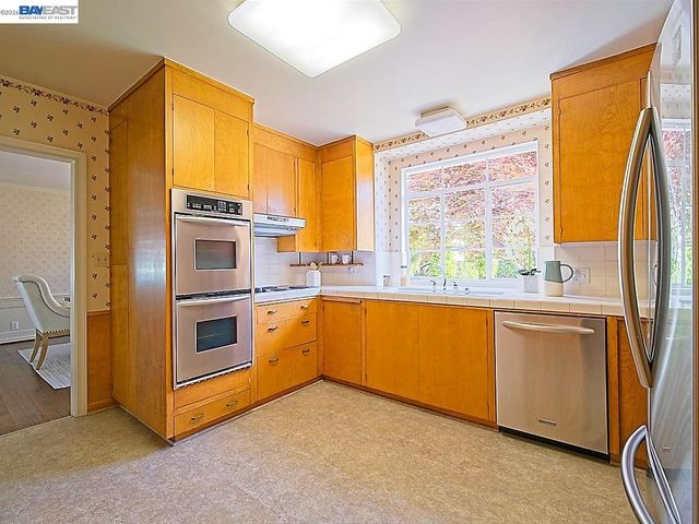 962 Lee Ave, San Leandro, CA 94577