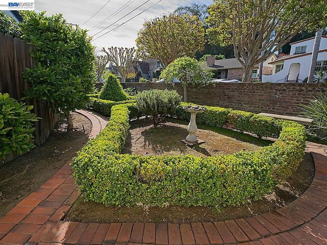 962 Lee Ave, San Leandro, CA 94577