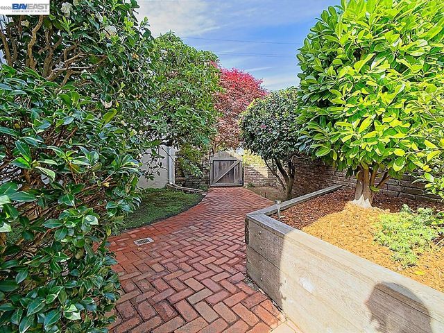 962 Lee Ave, San Leandro, CA 94577