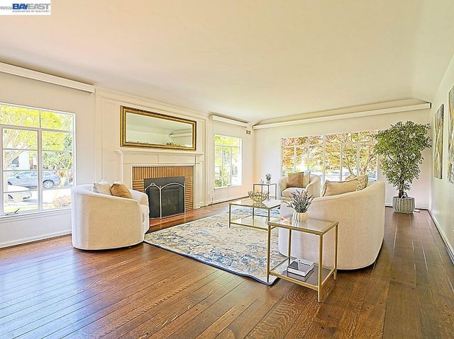 962 Lee Ave, San Leandro, CA 94577