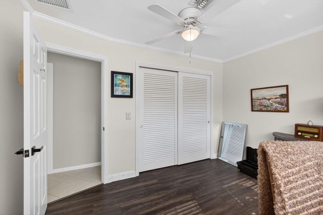 8218 S Elizabeth Avenue, Palm Beach Gardens, FL 33418