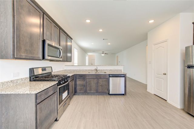 25489 Northpark Spruce Drive, Porter, TX 77365