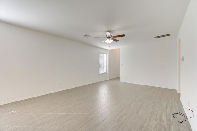 25489 Northpark Spruce Drive, Porter, TX 77365