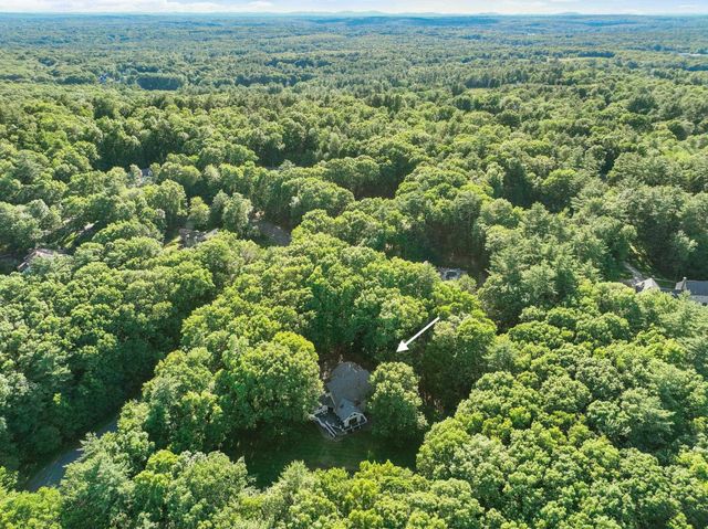 17 Stone Pound Lane, Atkinson, NH 03811