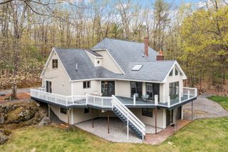 17 Stone Pound Lane, Atkinson, NH 03811