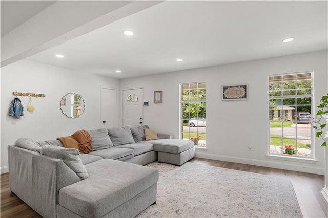 4303 Via Alta Drive, Mobile, AL 36609