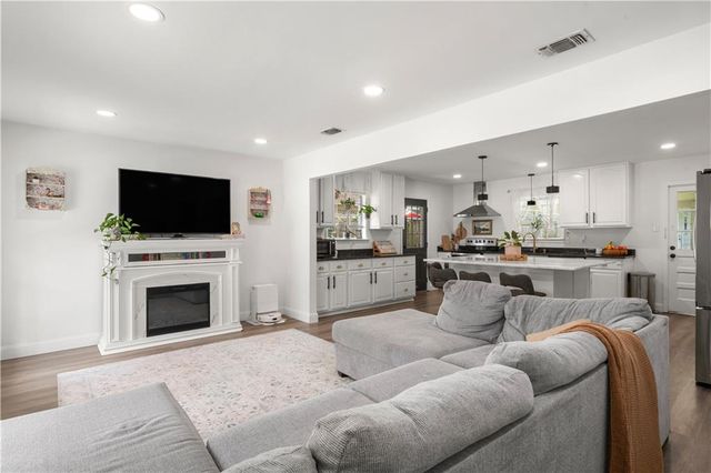 4303 Via Alta Drive, Mobile, AL 36609