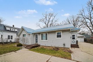 720 Wright Avenue, Alma, MI 48801