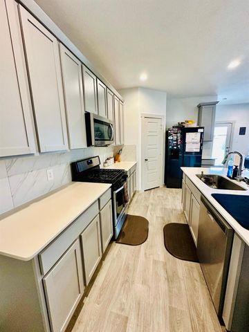 315 John House Lane, Rosharon, TX 77583