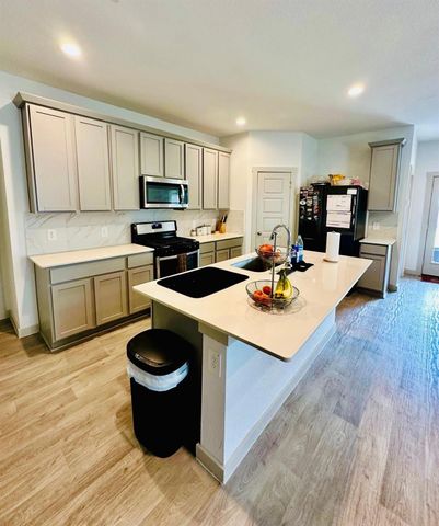 315 John House Lane, Rosharon, TX 77583