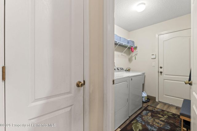 11929 Osprey Avenue, Weeki Wachee, FL 34614