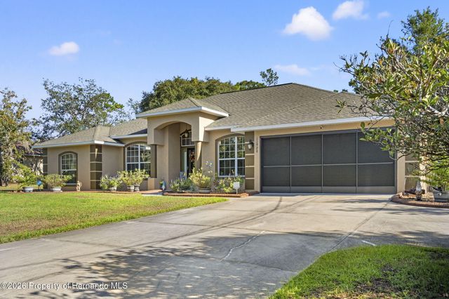 11929 Osprey Avenue, Weeki Wachee, FL 34614