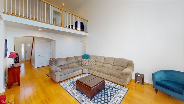 4898 Highland Place Court, Richmond Heights, OH 44143