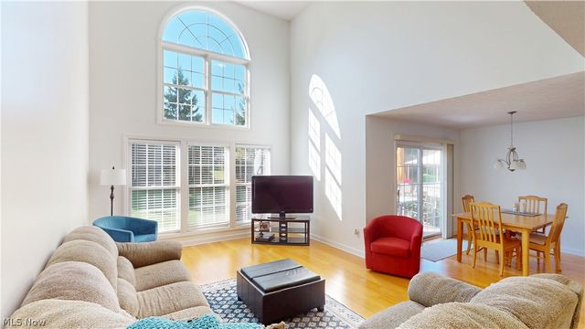 4898 Highland Place Court, Richmond Heights, OH 44143