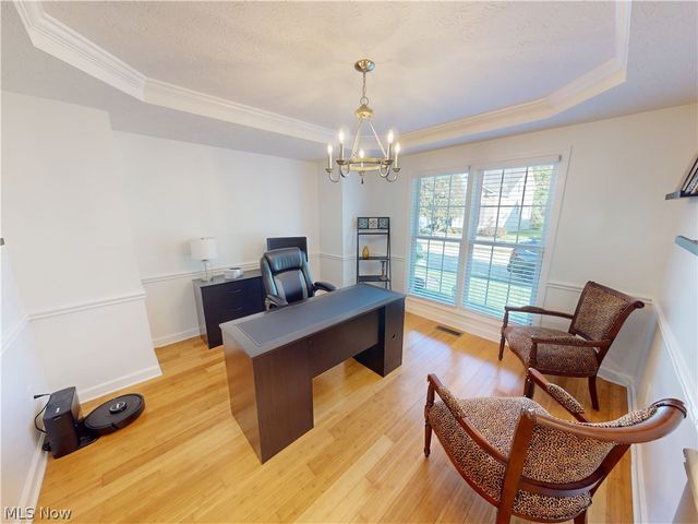 4898 Highland Place Court, Richmond Heights, OH 44143
