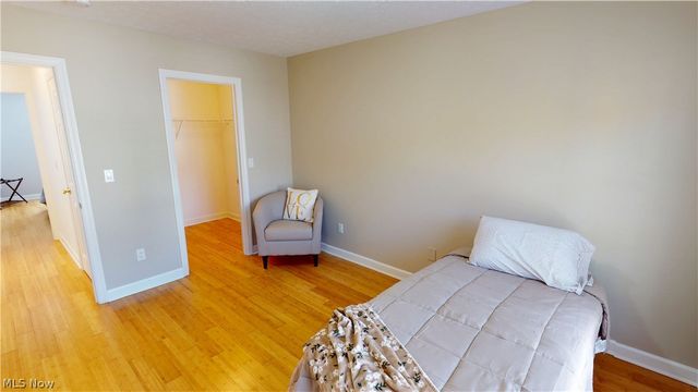 4898 Highland Place Court, Richmond Heights, OH 44143